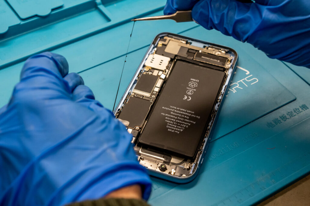 Iphone Xr ekraani vahetus protsess