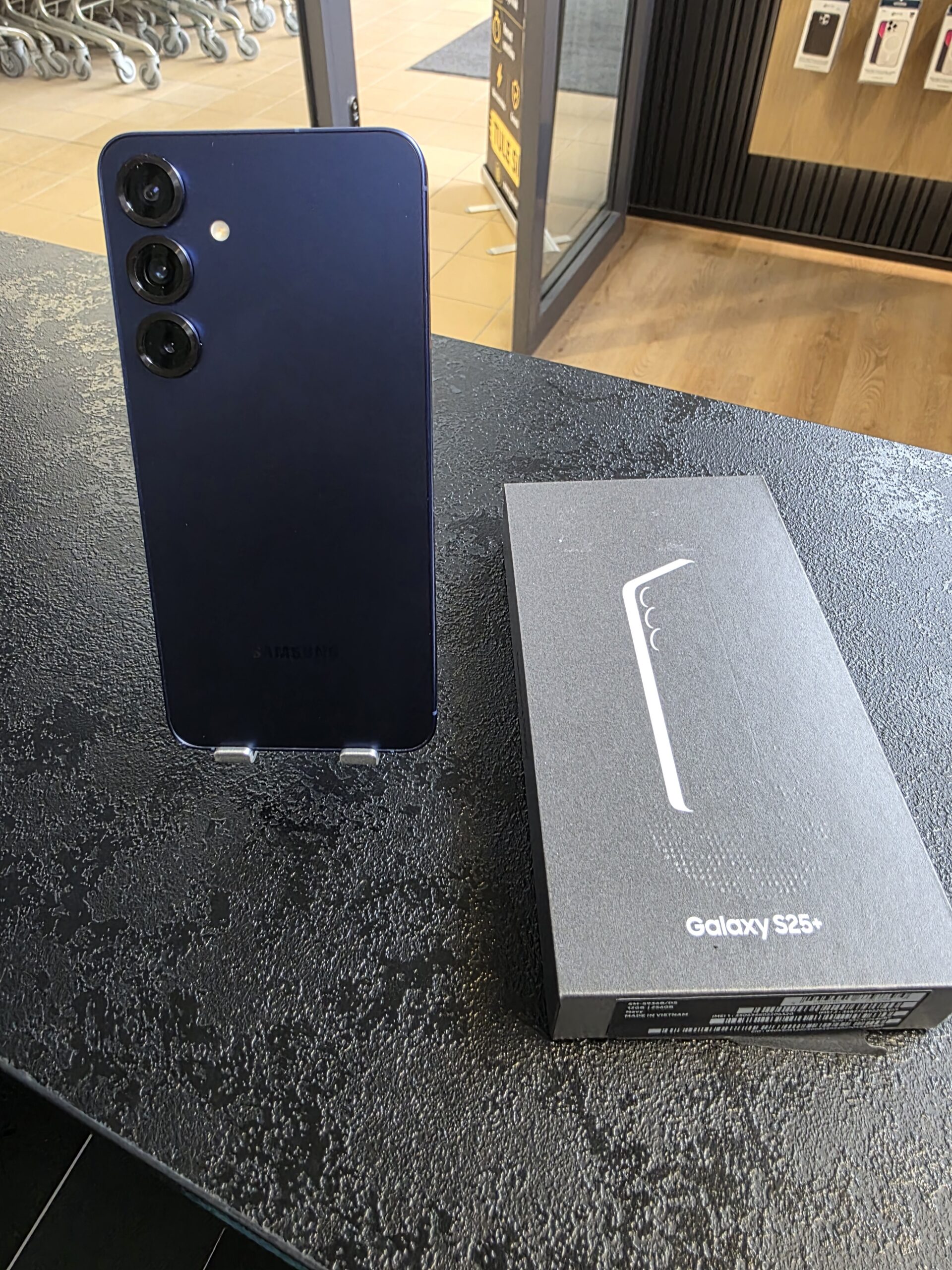 Kasutatud Samsung Galaxy S25 plus